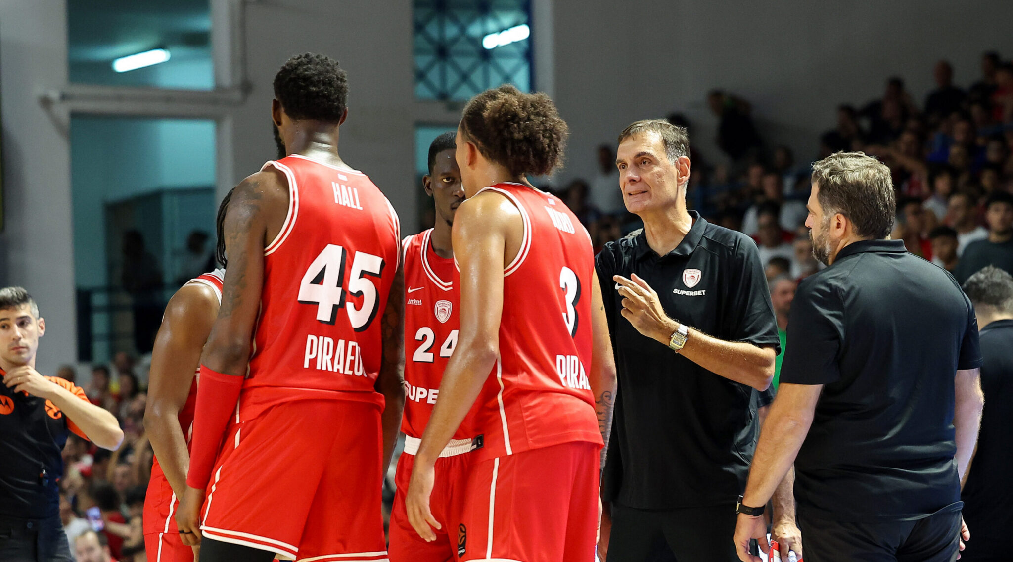 Valencia vs. Olympiacos: Off to Spain to end the home team’s unbeaten streak