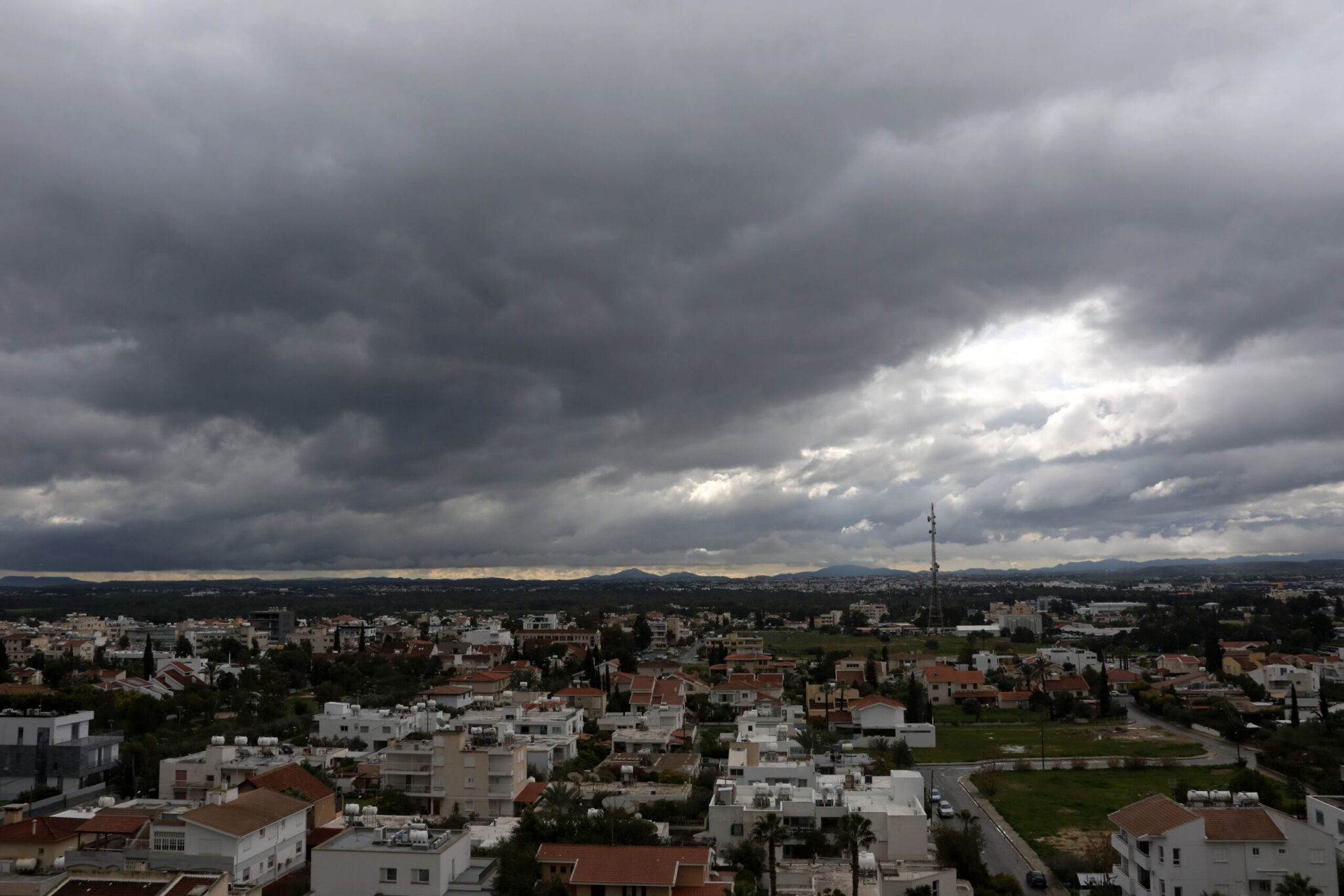 The weather is getting worse: Which areas will be hardest hit by the storm, and what does the Meteorological Service predict?