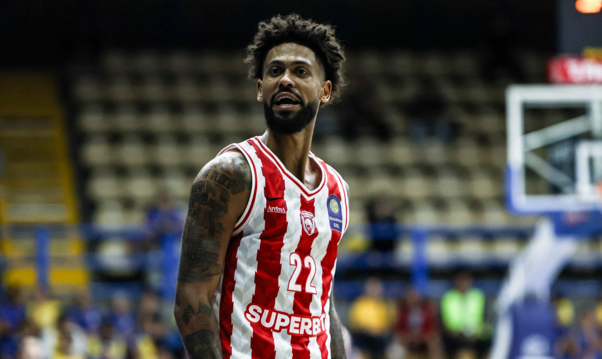 Olympiacos takes a hard line on dorsey: Left out of the roster for the barcelona game, he returns to athens