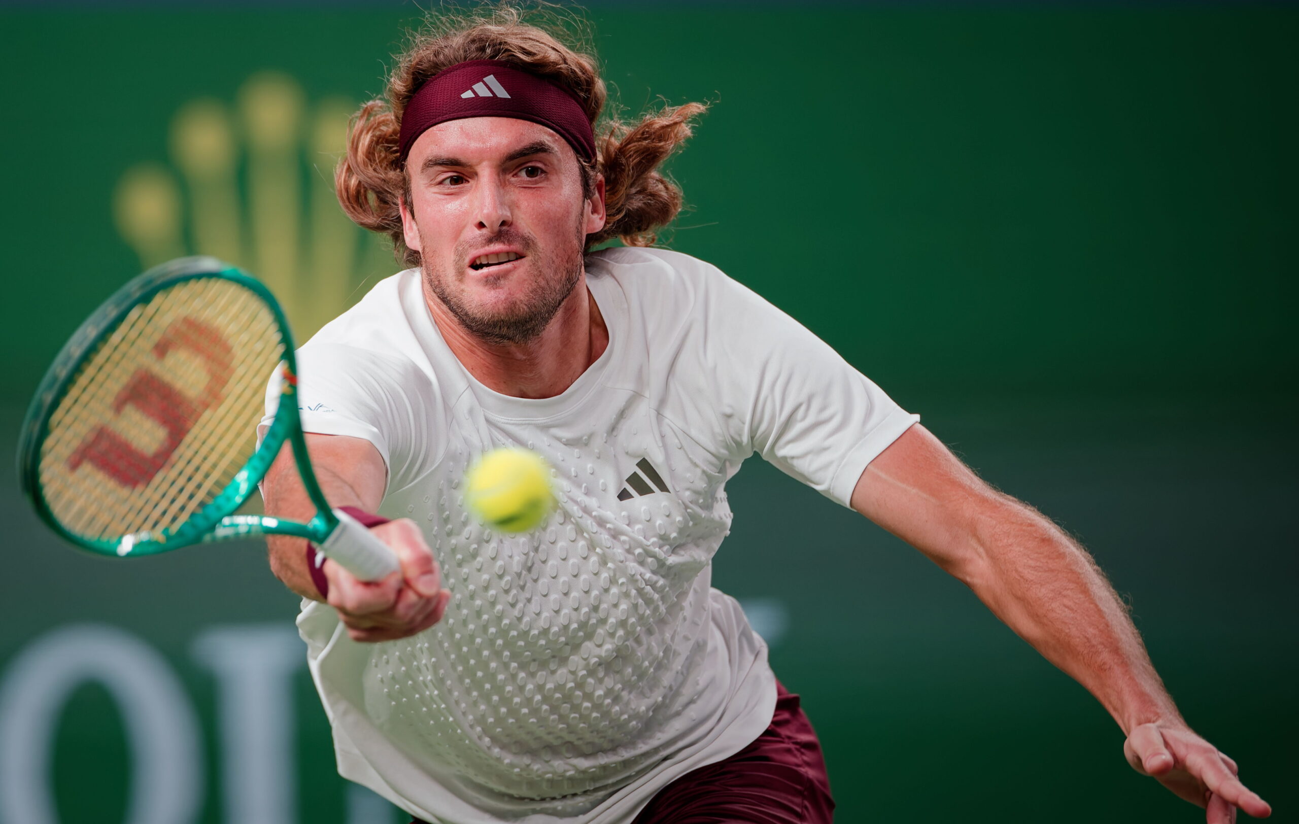 Tsitsipas fought hard, but was defeated by the superior Medvedev