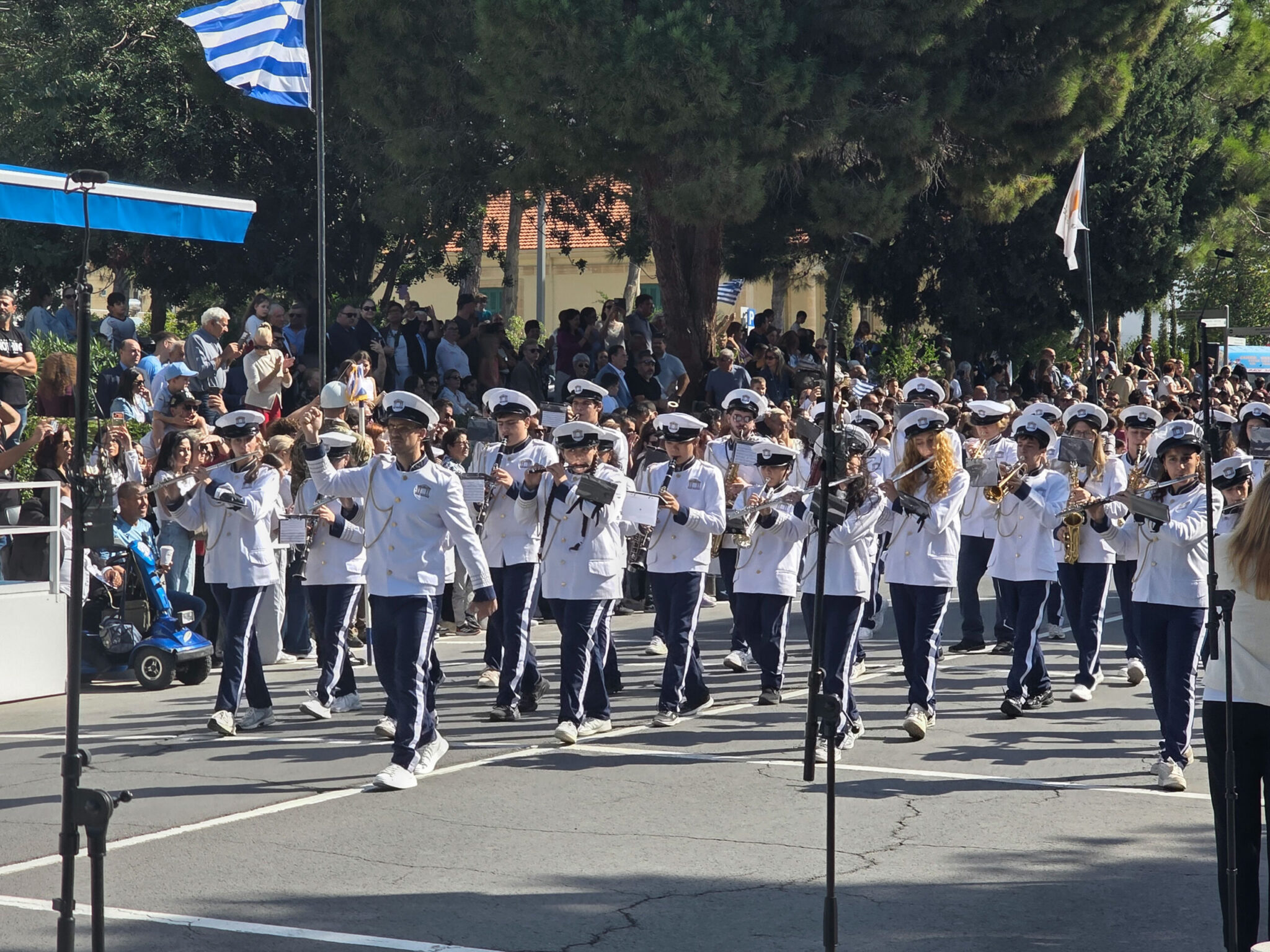 A child fainted and was injured shortly before the parade in Paphos; police intervened immediately