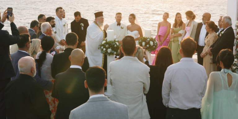 Nasia Siaila: The photo album from her fairytale wedding in Mykonos