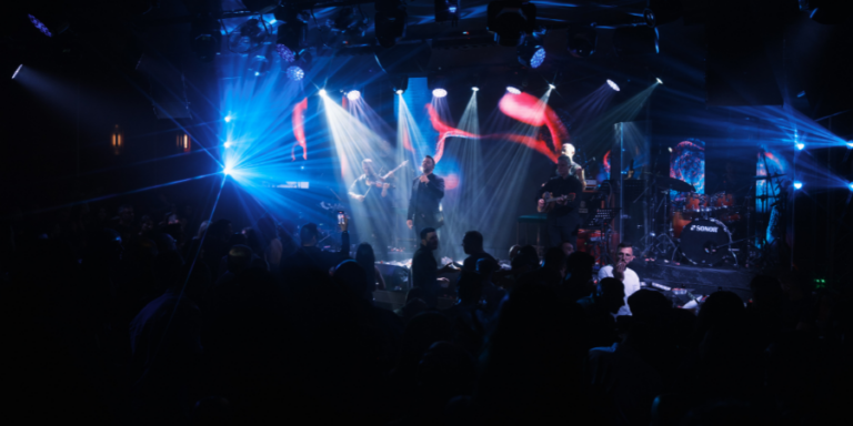 ZAZZA MUSIC THEATER: Impressive premiere with Giorgos Giannias