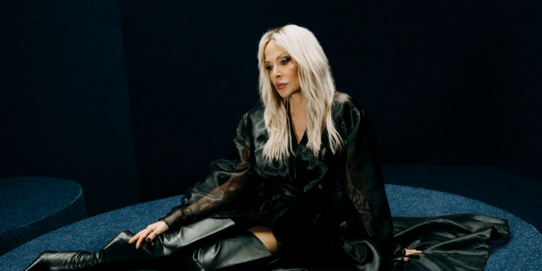 Anna Vissi: She traveled to Marrakesh and was greeted with a cappuccino featuring her face