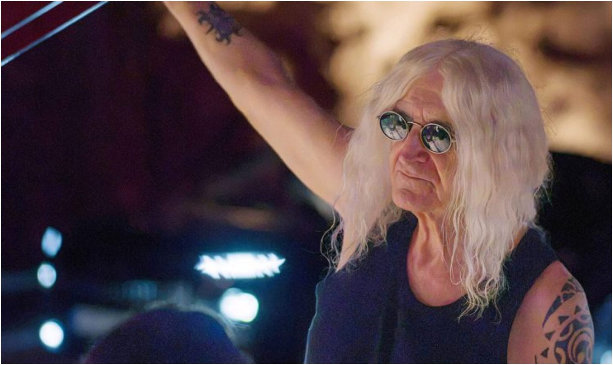 “I’ve never liked Karvelas or his songs; let him do whatever he wants.”