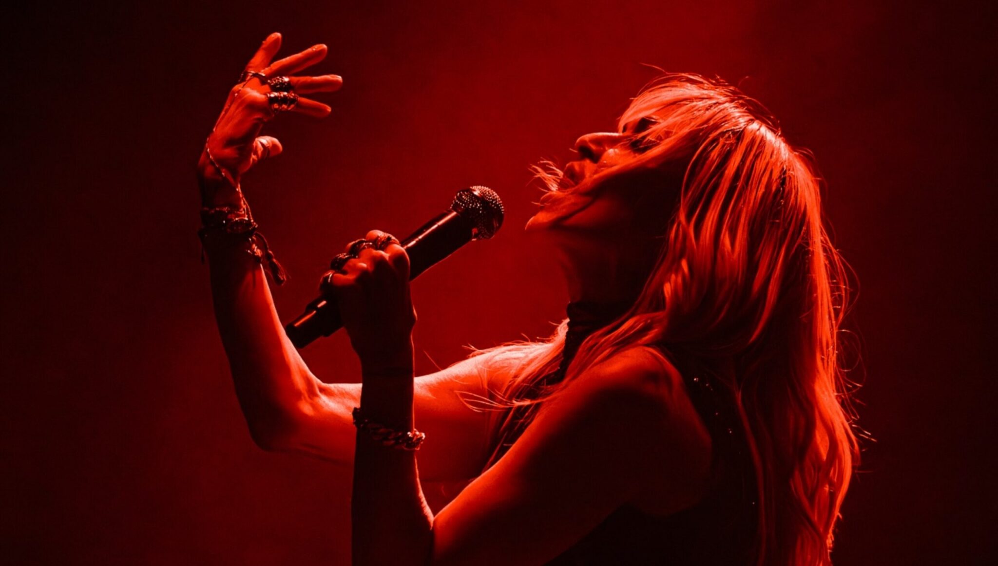 Anna Vissi: Has she found Karvelas’s successor? The songwriter at the top of the list