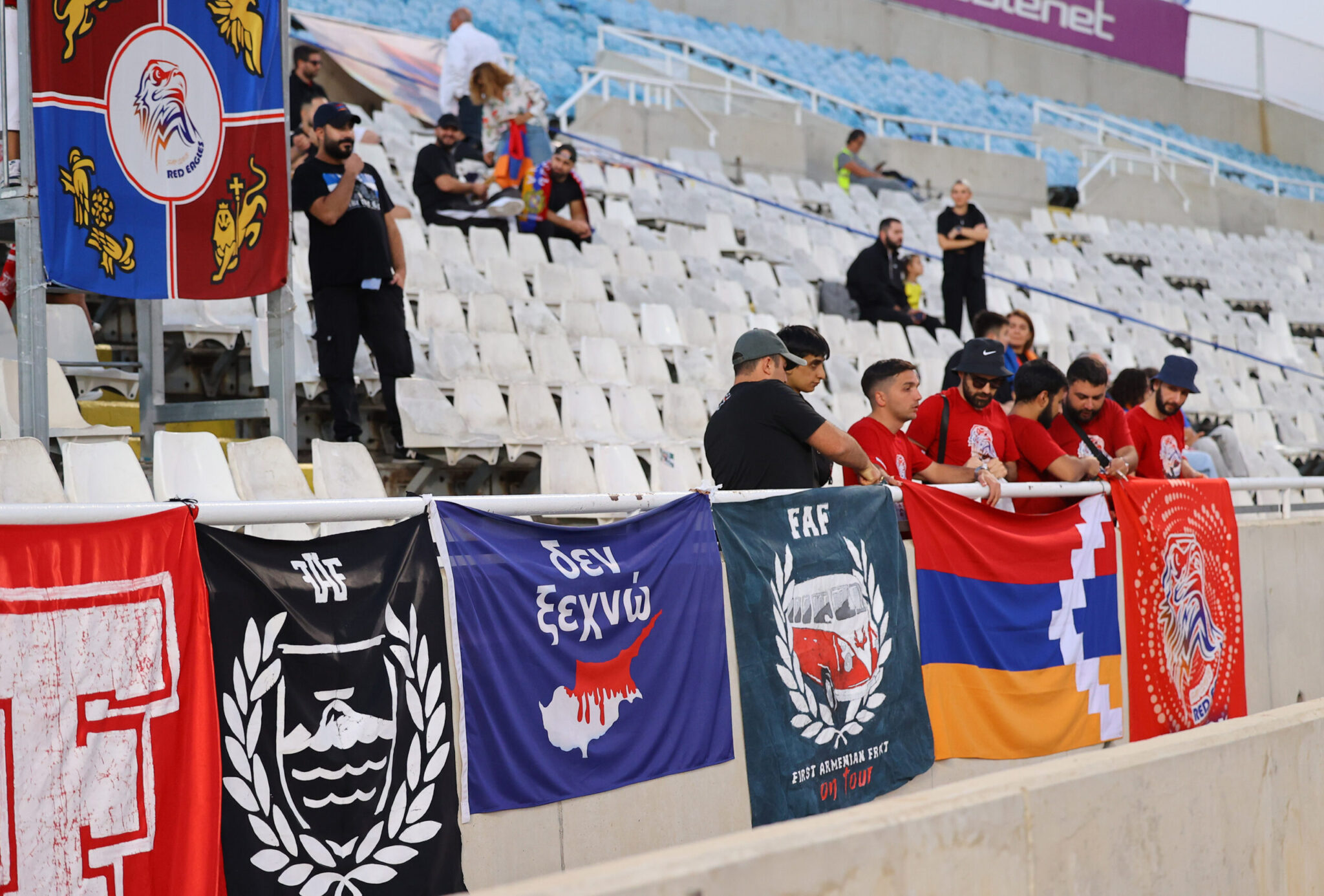 Armenians at GSP with a banner reading “I Will Not Forget” (PHOTO)