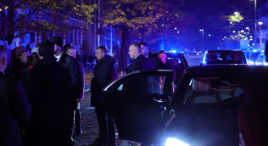 Constitutional crisis in poland: Nawrotsky turned his plane around and entered the blockaded constitutional court
