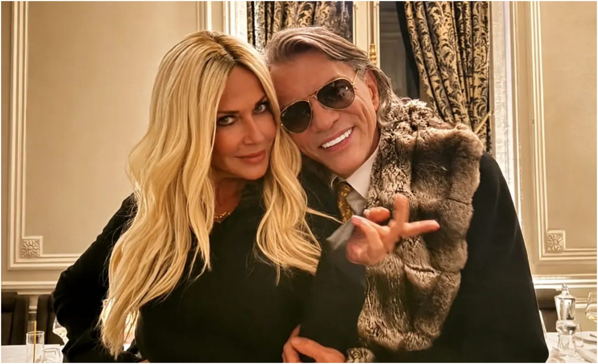 Anna Vissi: Carefree in Morocco, in the arms of Ilias Psinakis, amid reports of a rift with Karvelas