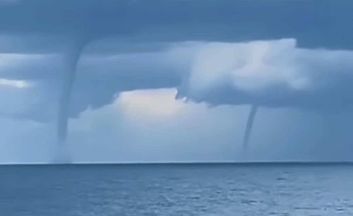 VIDEO: Stunning footage from Pomo: Two waterspouts formed simultaneously in the sea