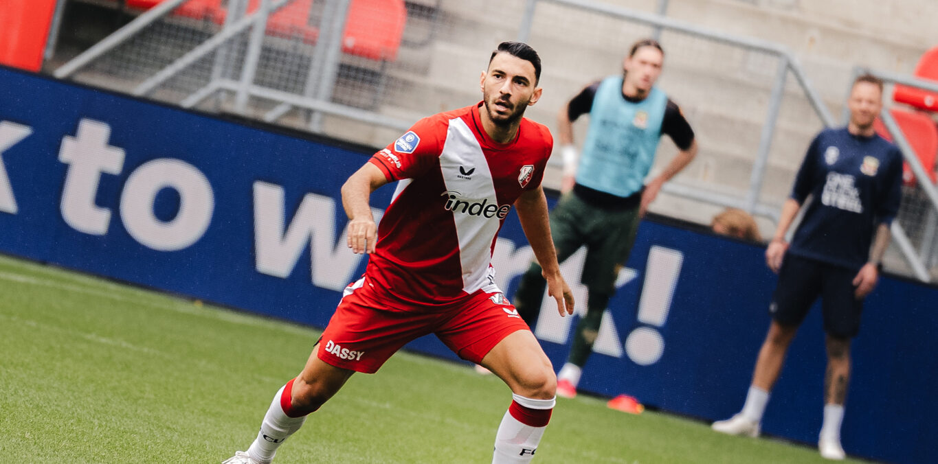 Nikolas Panagiotou opened… an account in Utrecht