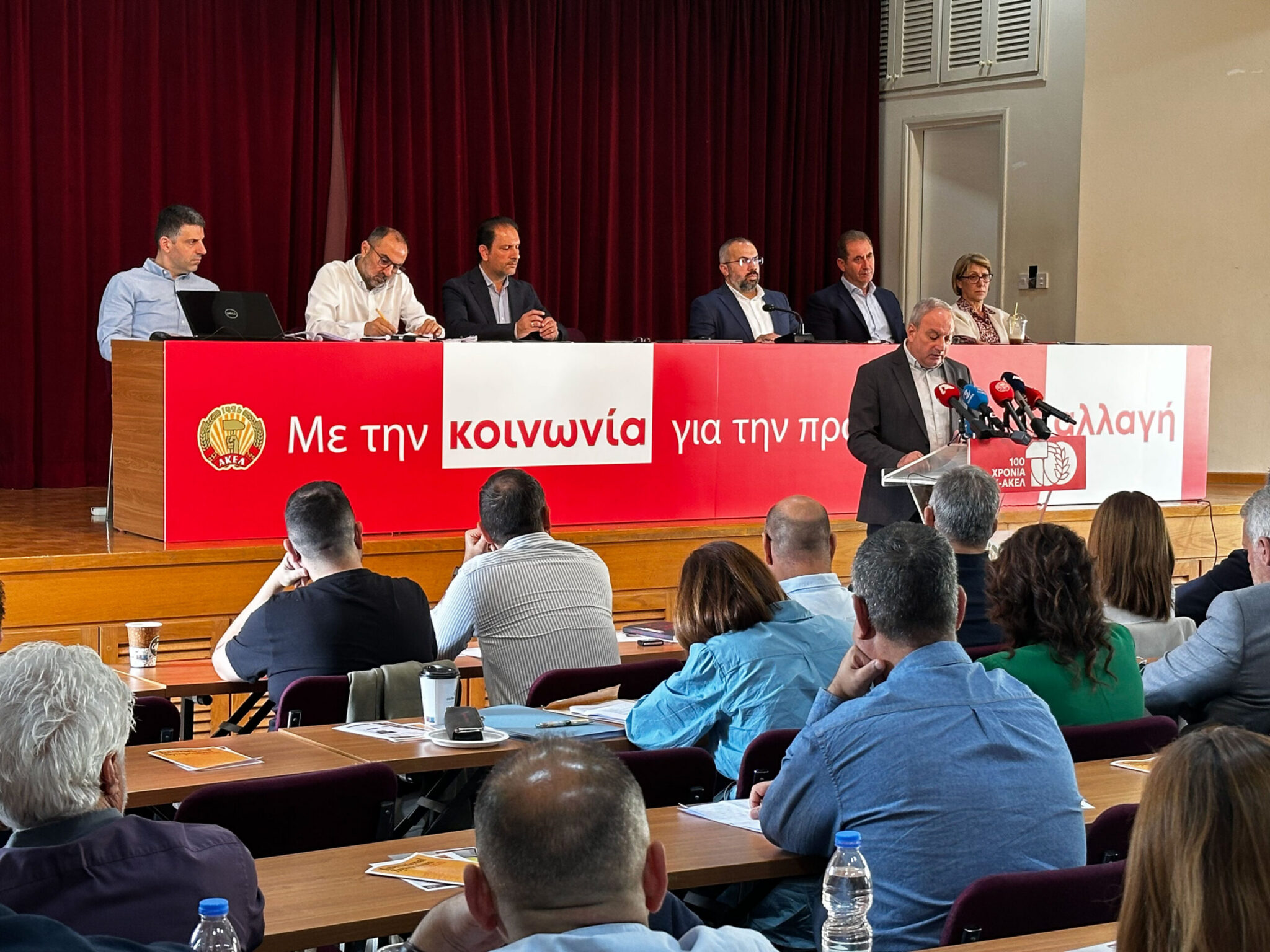 “We don’t make decisions in fish taverns”: AKEL’s seven pillars and who it hasn’t ruled out for the presidential election