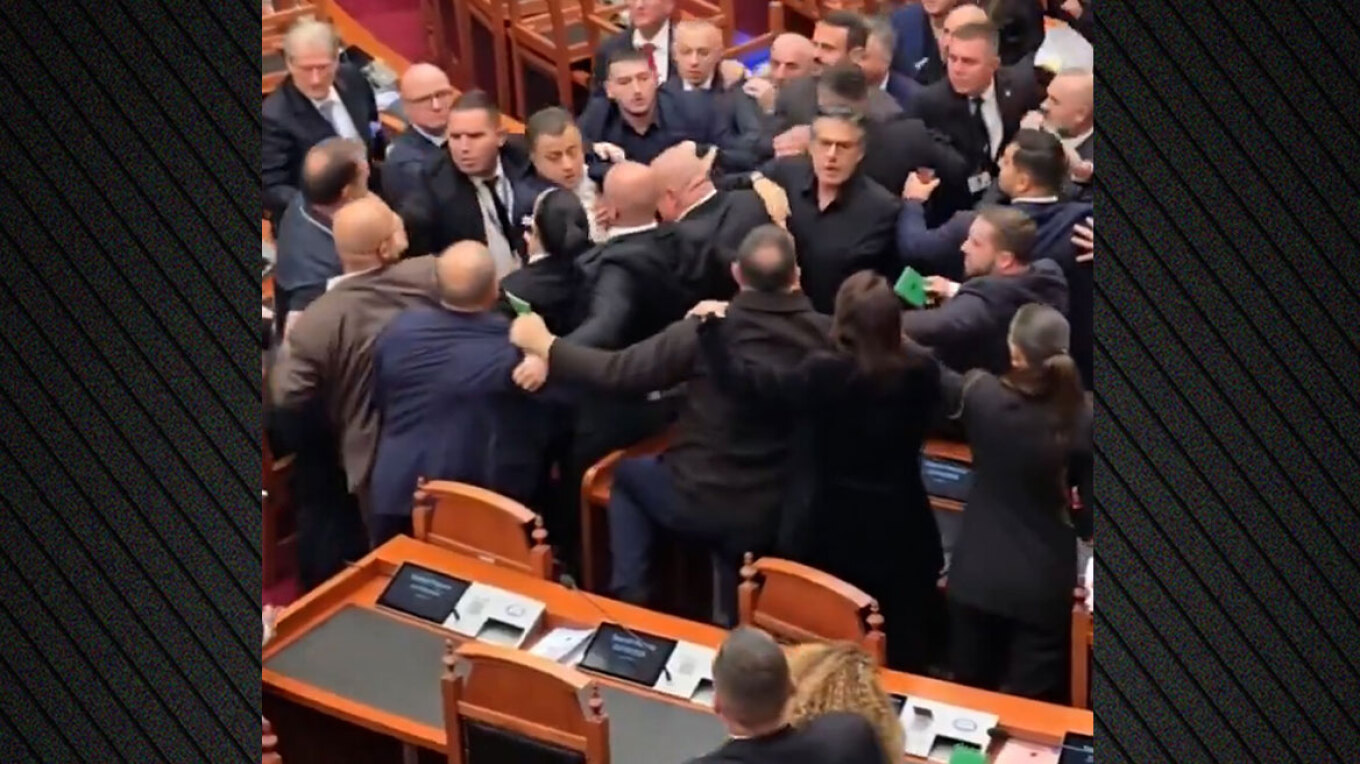The albanian parliament turned into a boxing ring: Violent brawl between lawmakers (VIDEO)
