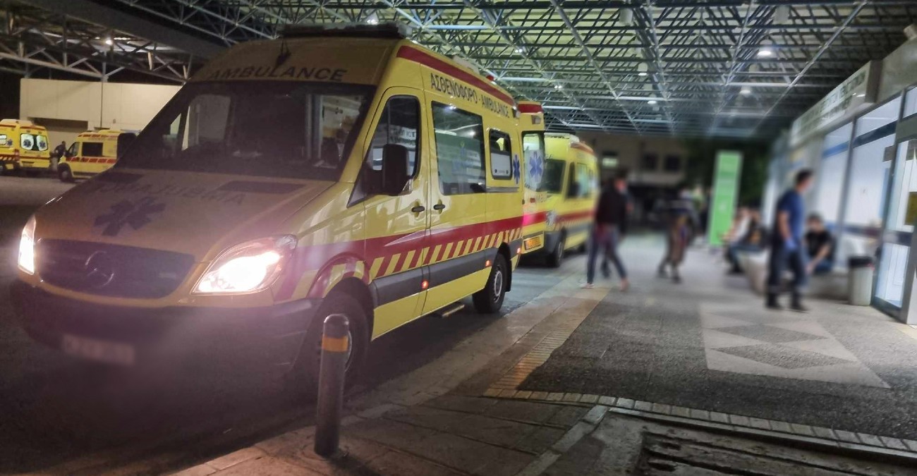 Severe head-on collision at Nisou; two persons hospitalized
