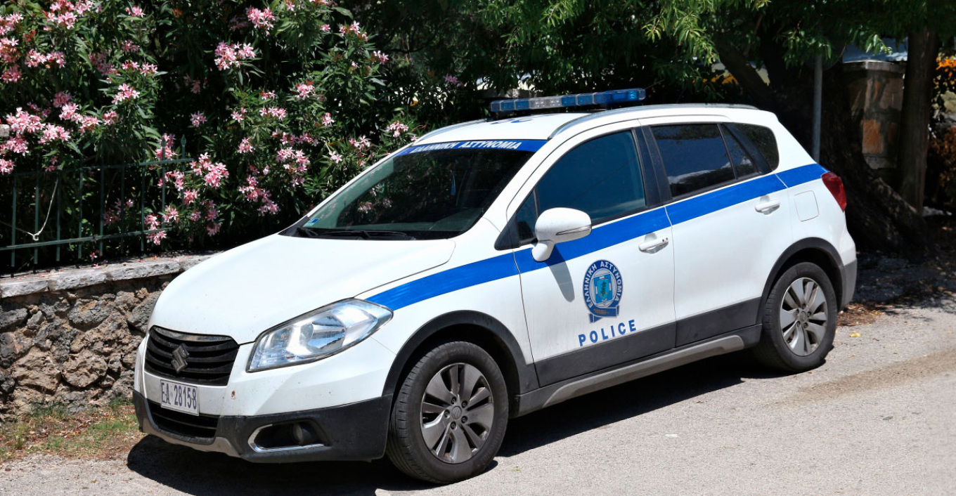 Siblings buried their mother in the garden of their home in Amaliada