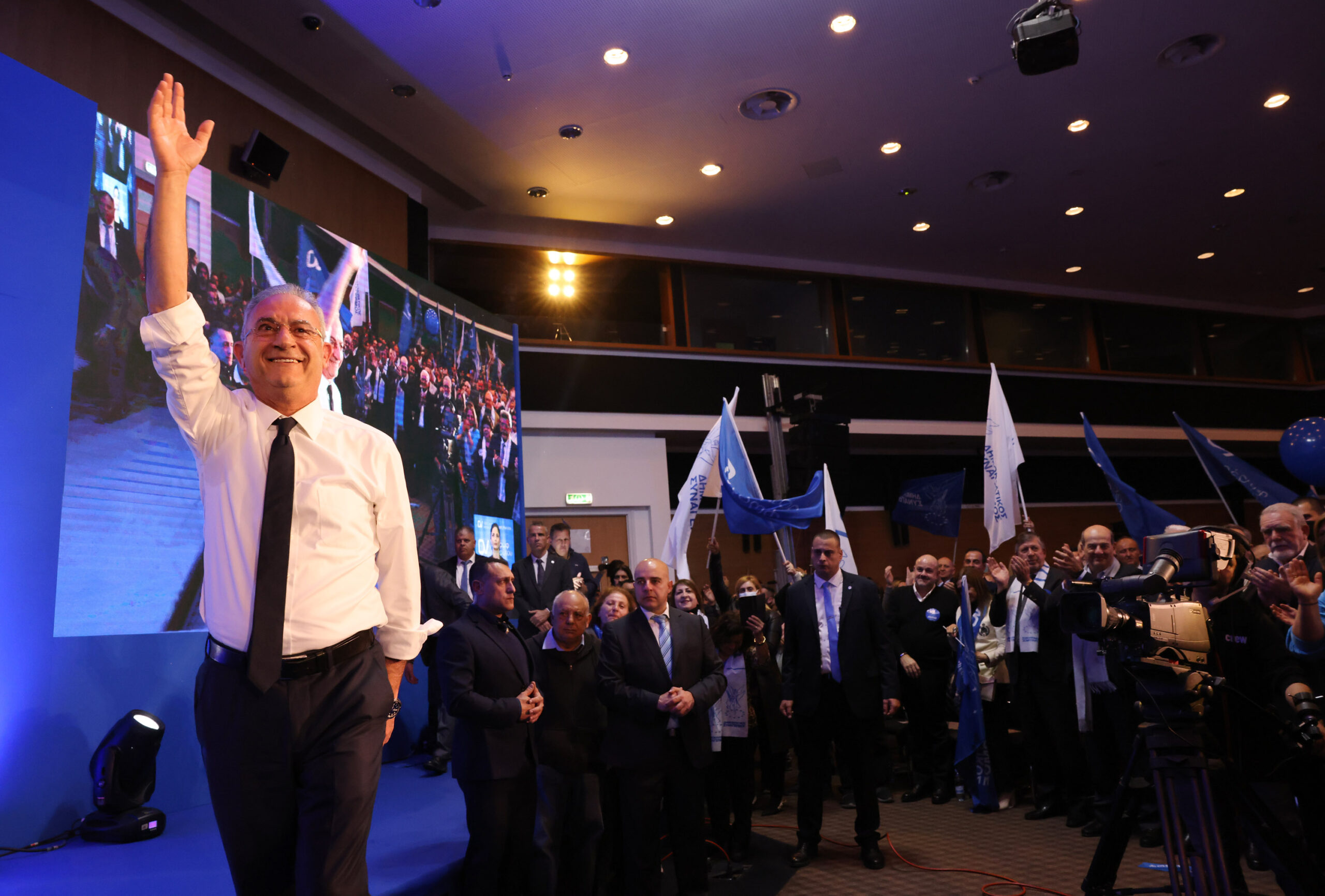 Averof is the “oracle” regarding his candidacy; why did Pamporidis decide to enter the party primary race?