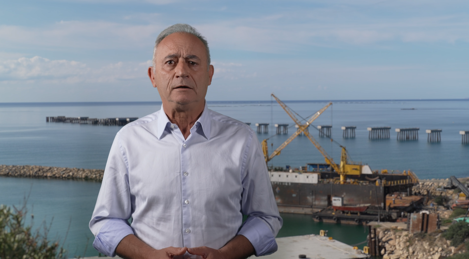 Averof Neophytou announced his candidacy and is asking for a vote of confidence from the DISY base