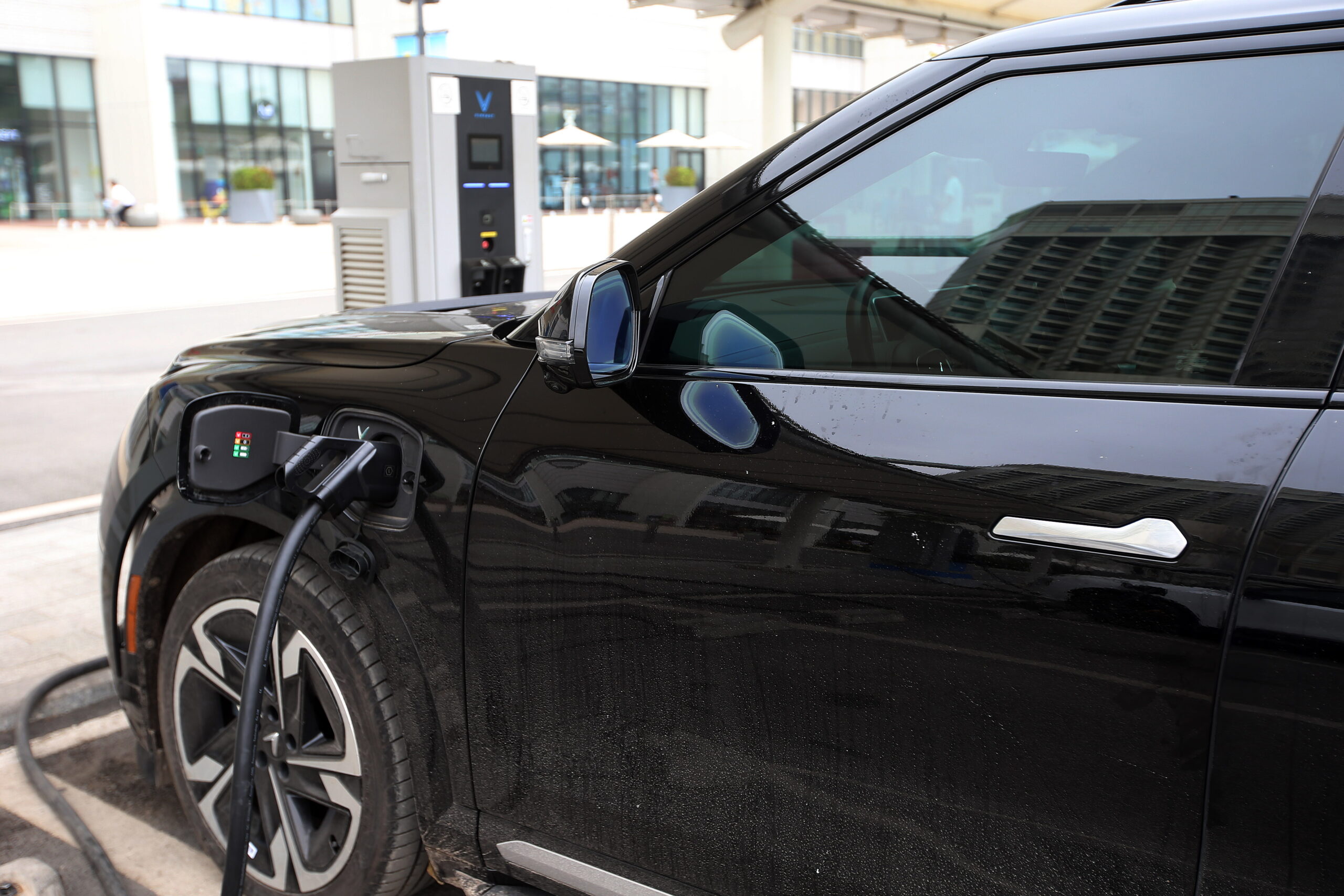 Electric Vehicles: Where the 94 new fast-charging stations will be installed