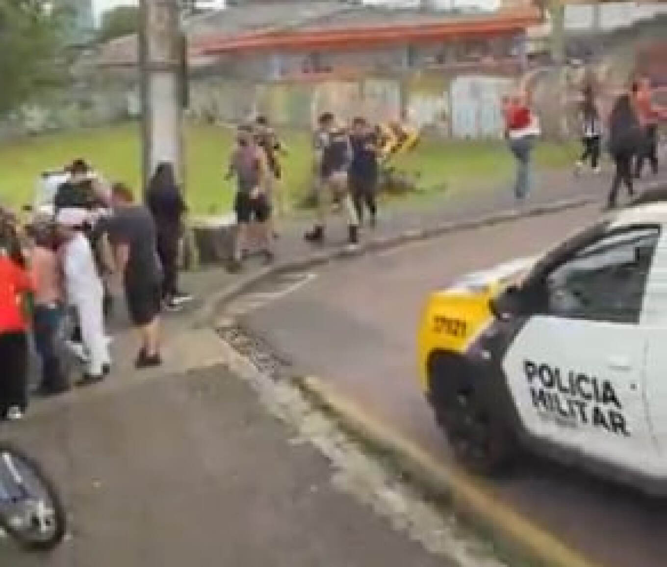 Thriller at a kindergarten in Brazil: A man armed with a knife threatened to set 13 children on fire