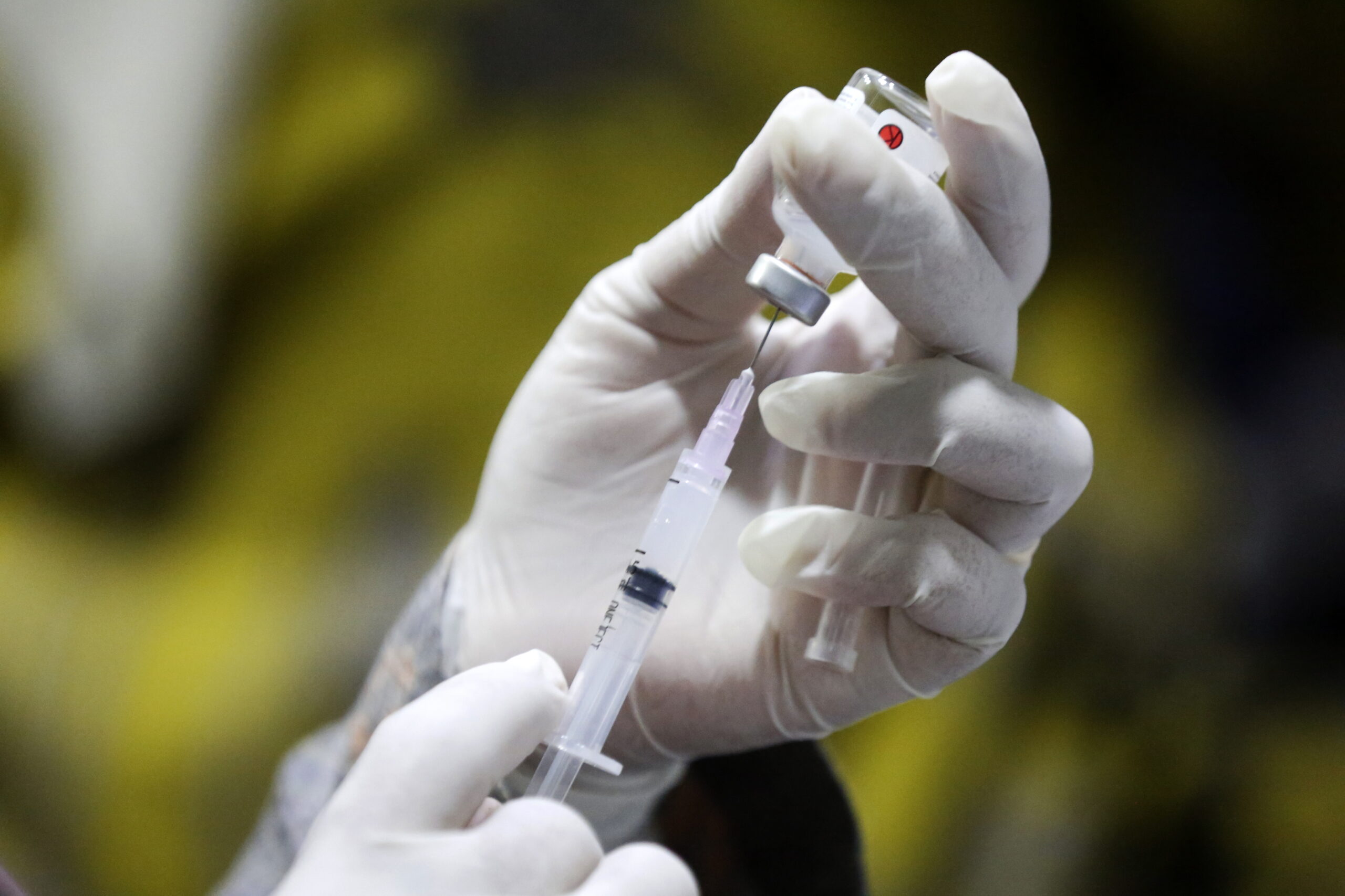 10,000 vaccine doses for doctors outside the National Health System (GESY): Who is providing them and for which disease?