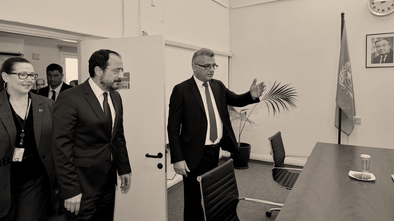 Christodoulides and Erciyuman at the negotiating table: New meeting between leaders ahead of Olgin’s visit