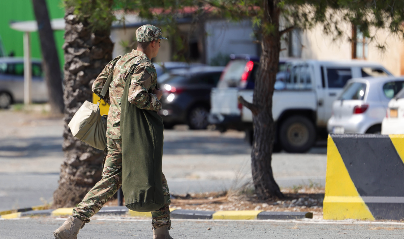 Shock in the national guard: Soldier suffers cardiac arrest while cleaning; intubated at a private hospital