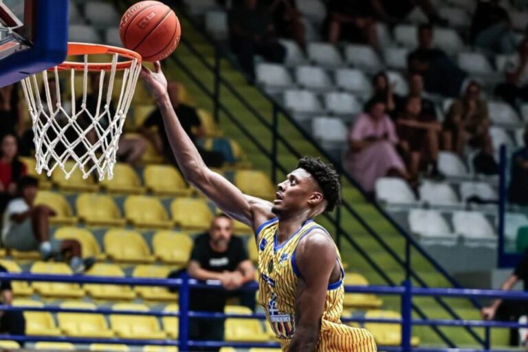APOEL’s home victory over Achilleas kicked off the third round of the ECOMMBX Basket League Championship