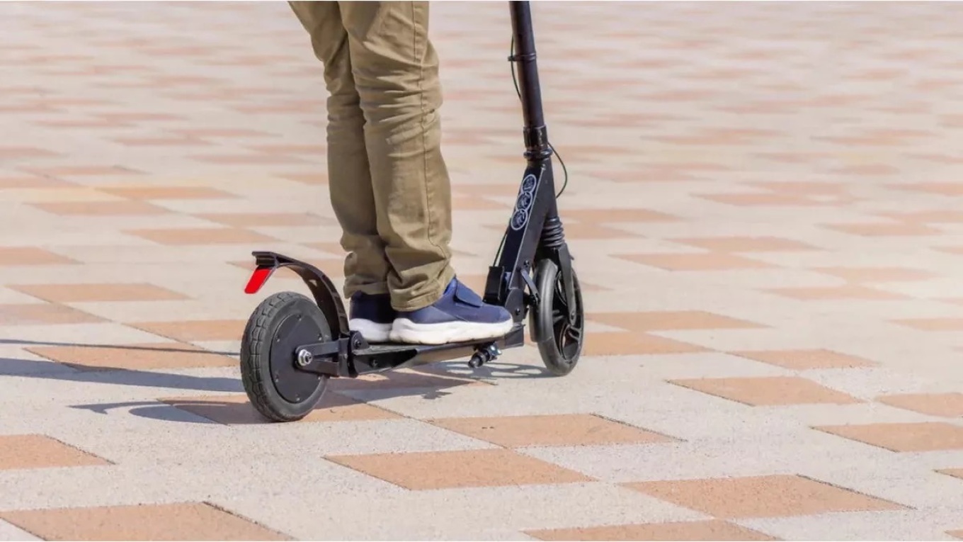 A 29-year-old man was stabbed in Thessaloniki so they could steal his scooter