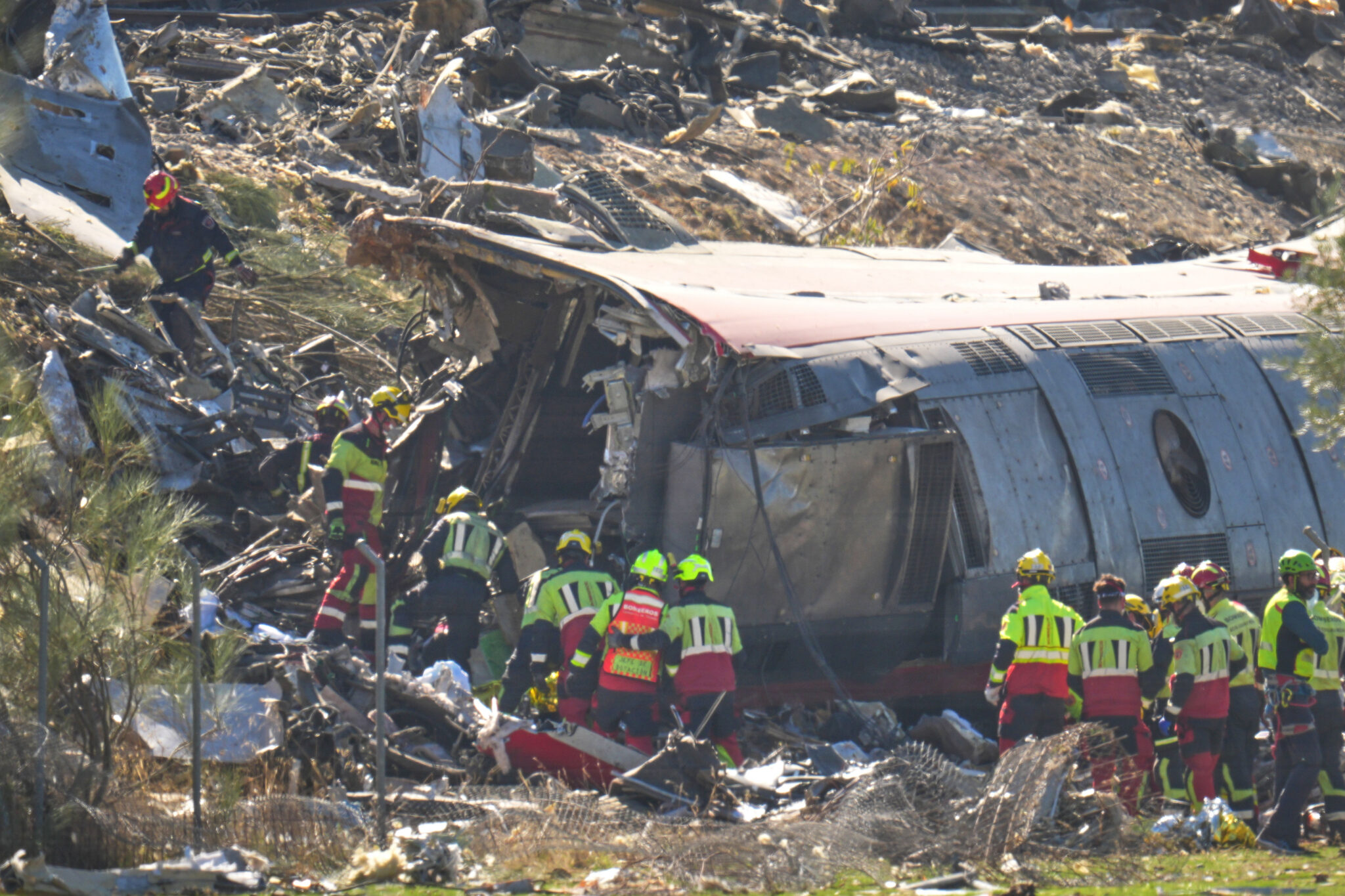 VIDEO: Unprecedented tragedy in Spain; dozens dead in train collision