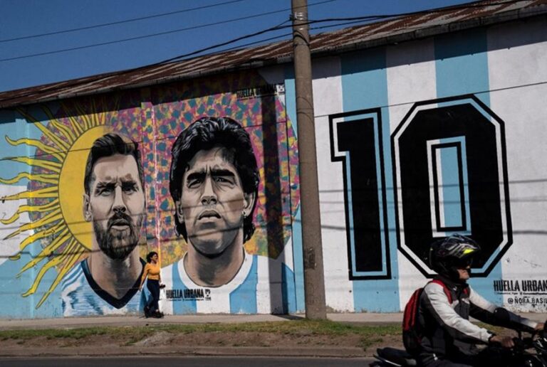 A plant they named Messi and a dragonfly they call Maradona!
