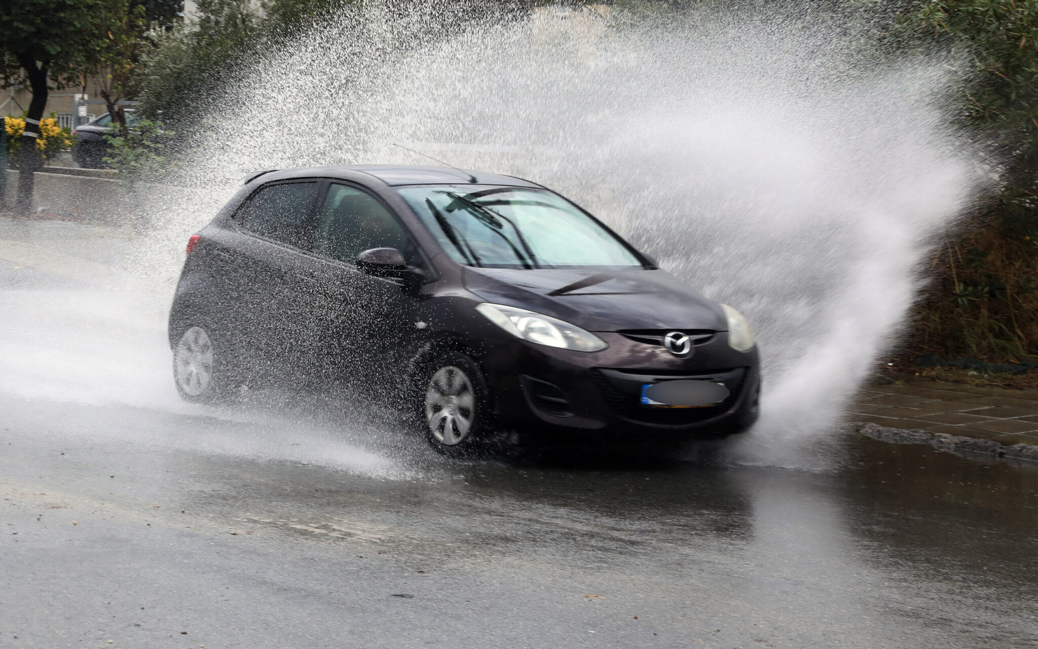 Drivers, take note! Torrential rains on the Limassol–Paphos highway