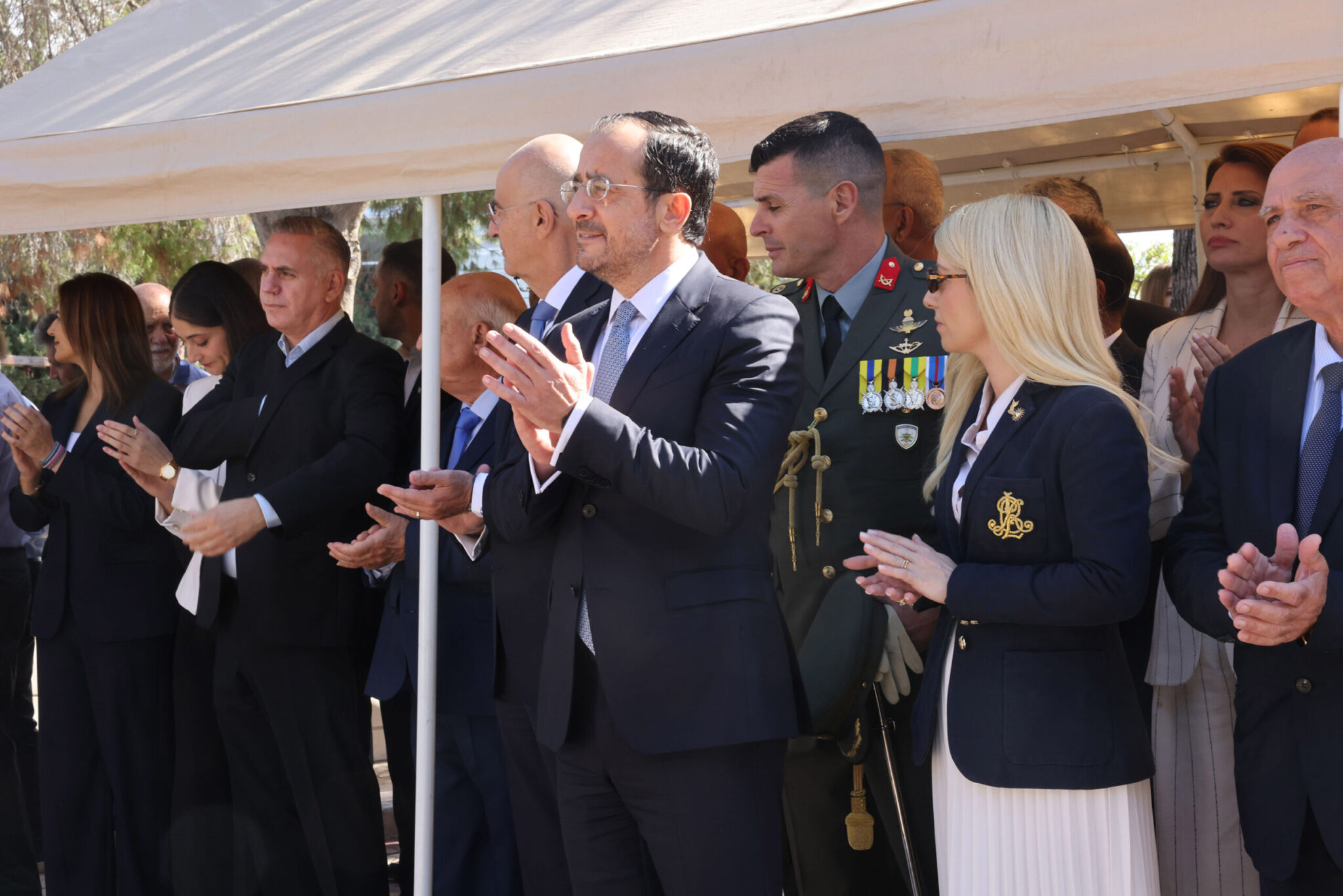 “Proud of our country… Greece will remain close”: Messages from Christodoulides and Dendias after the parade