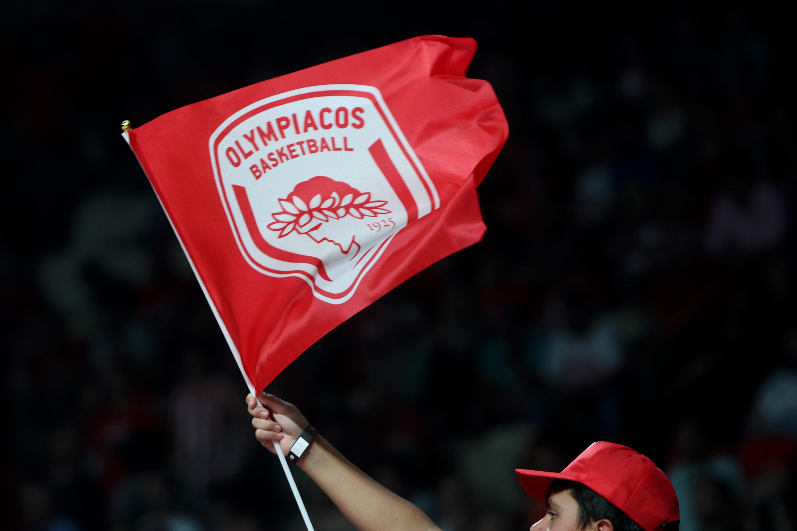 Olympiacos: “Immediate repair of the damage and all necessary measures to ensure that those few mindless individuals never set foot in the stadium again”
